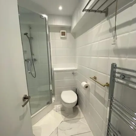 Lovely Hotelstyle Apartment - Central London Exterior photo